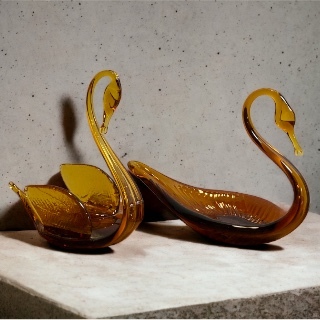 New Zealand 20th Century made Art Glass products | Betty's Retro NZ
