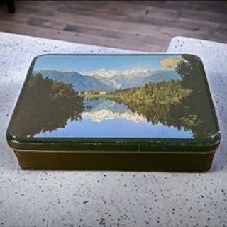 Vintage New Zealand made Tins | Betty's Retro NZ