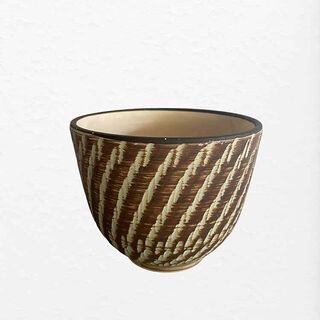 WGP Sgraffito Planter 1