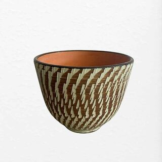 WGP Sgraffito Planter 2