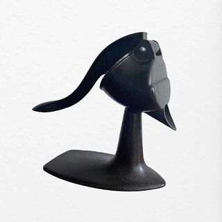 Mascot Enamel Juicer