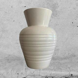 Crown Lynn Gladiola Vase 2070